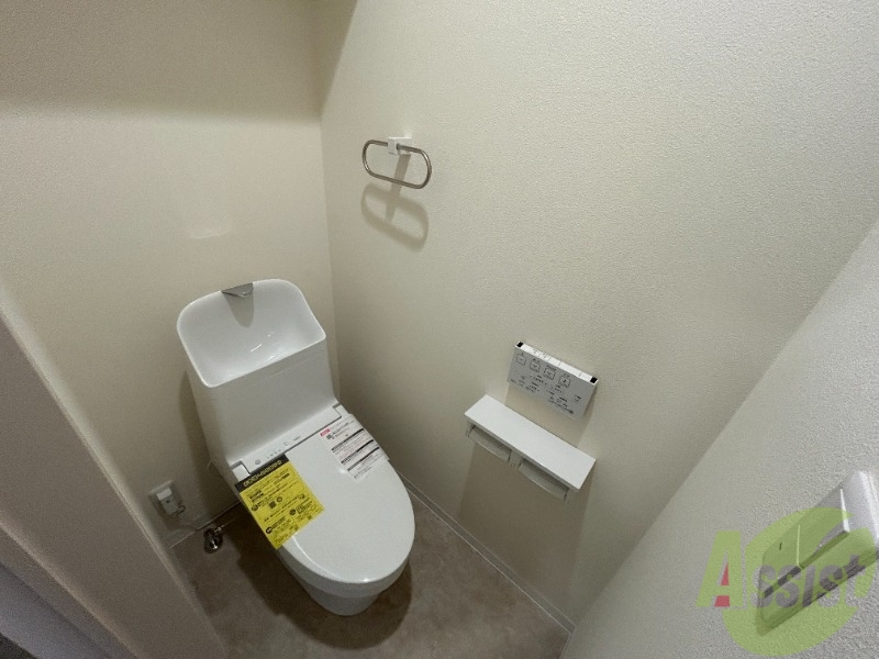 トイレ　トイレはウォシュレット機能付き。シャワートイレは日本の宝。