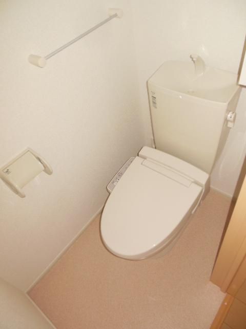 トイレ　★ウォシュレット付のトイレです★