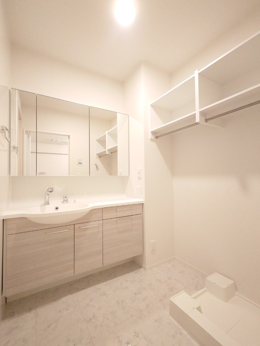 洗面設備　洗面室