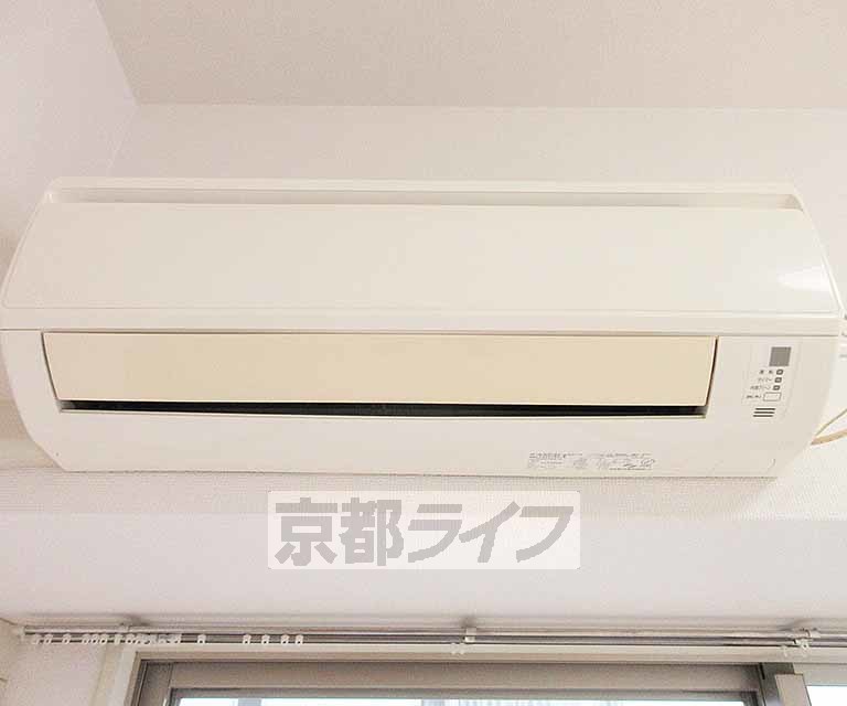 その他設備　エアコン付き・