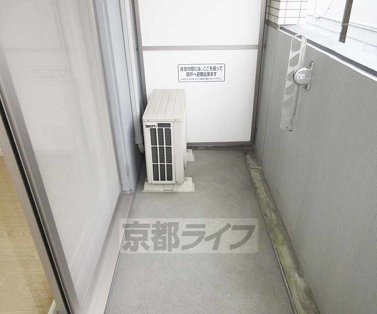 バルコニー　バルコニーも広々・