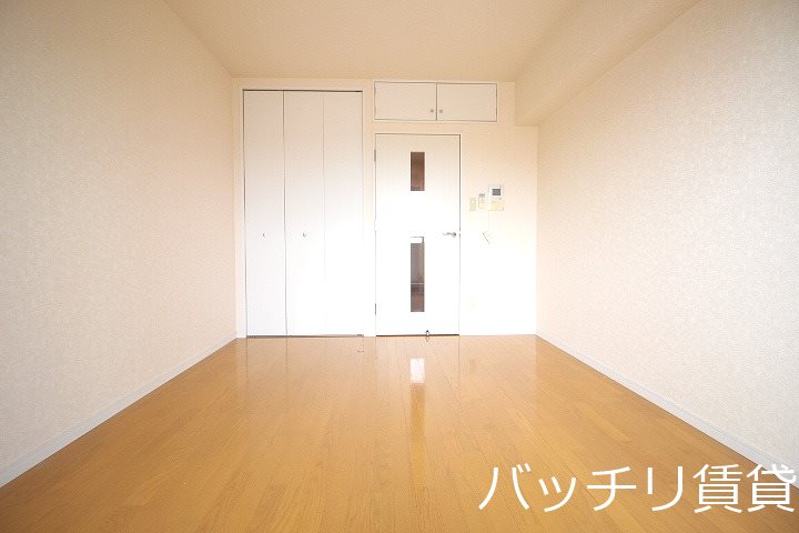 居室・リビング　同型タイプの為、現況優先