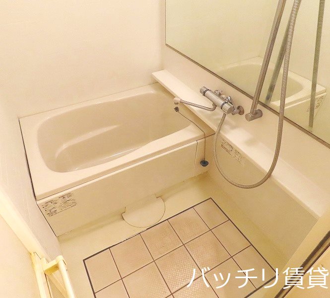 バス・シャワールーム　同型タイプの為、現況優先