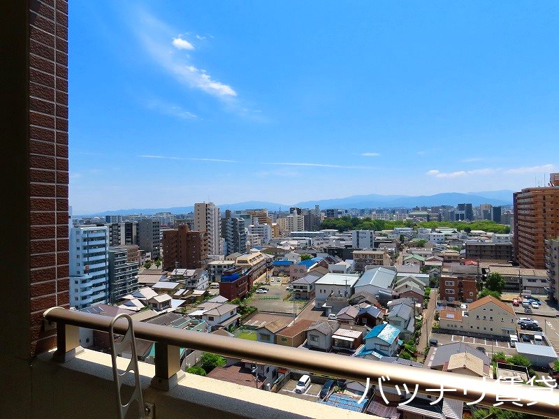 バルコニー　同型タイプの為、現況優先