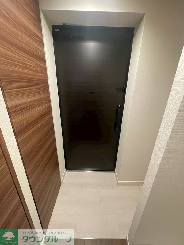 玄関　※参考写真