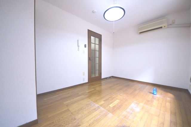 居室・リビング　★居室広々★