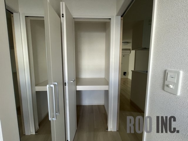 収納　写真は反転のお部屋です