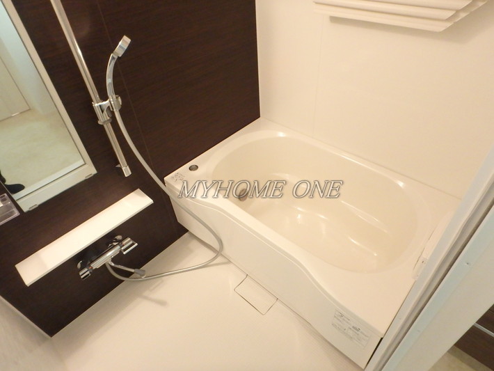 バス・シャワールーム　風呂