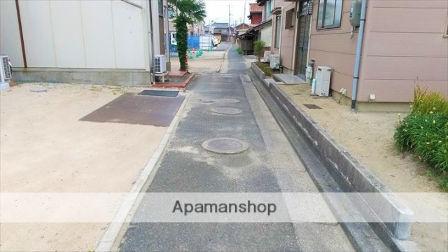 その他　前面道路２（その他）まで0m