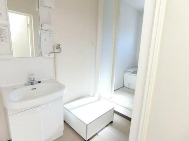 洗面設備　別部屋参考写真