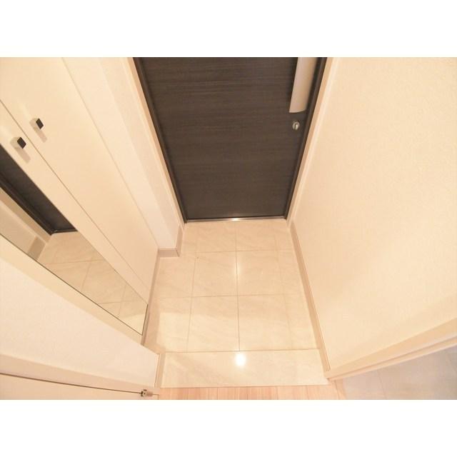 玄関　同タイプ別のお部屋の写真
