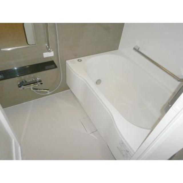 バス・シャワールーム　※写真は同タイプ住戸です。