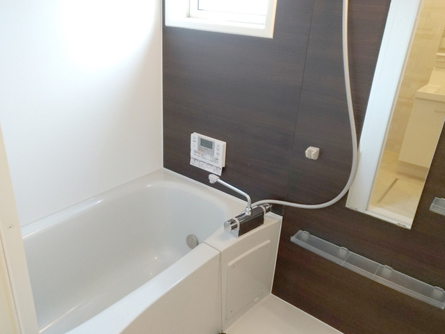 バス・シャワールーム　バスルーム