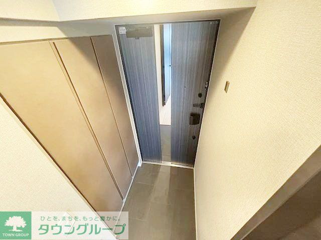 玄関　バルコニー