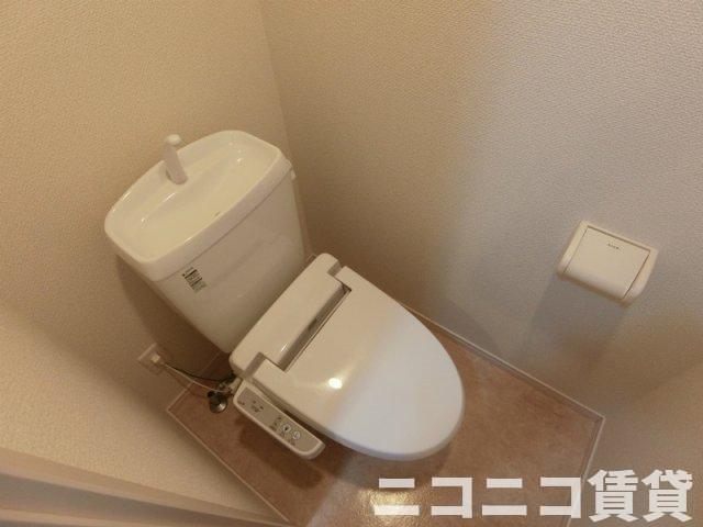 トイレ　別号室イメージの為、現状を優先致します。