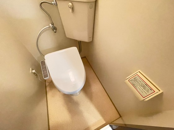 トイレ　※別部屋の写真です