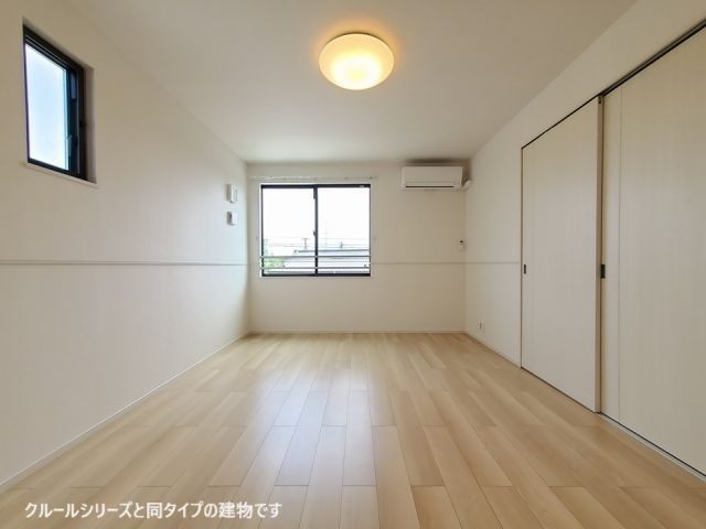 居室・リビング　同メーカー施工例