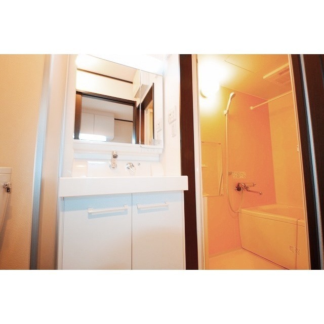 洗面設備　シャンプードレッサー