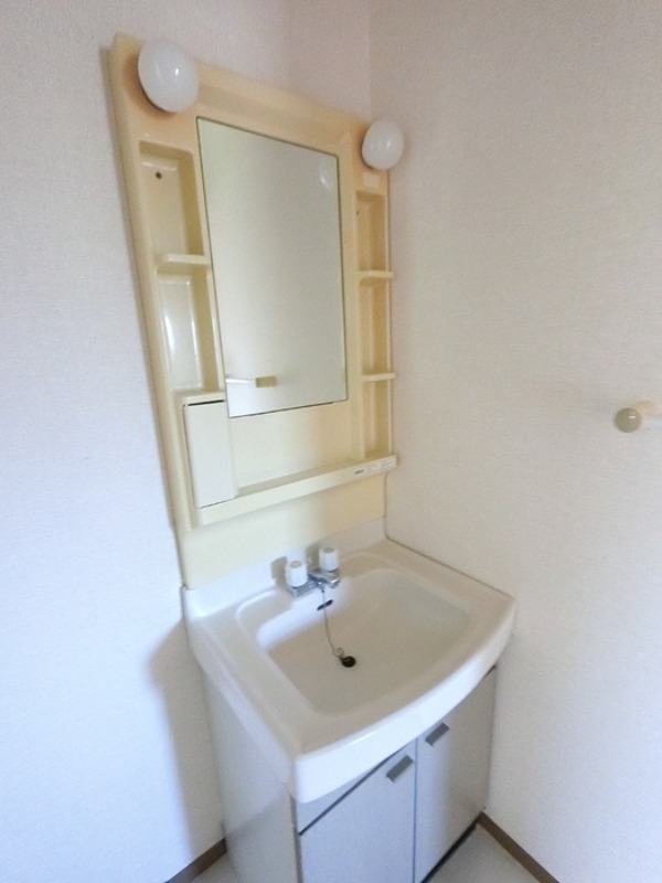 洗面設備　図面と現状に相違がある場合には現状を優先