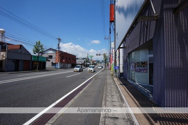 その他　前面道路（その他）まで5m