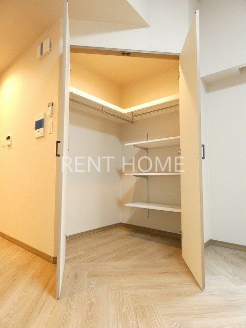 収納　ウォークインクローゼット