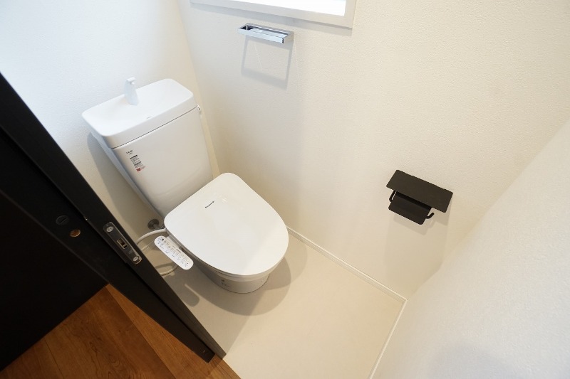 トイレ　ウォシュレット付きトイレ