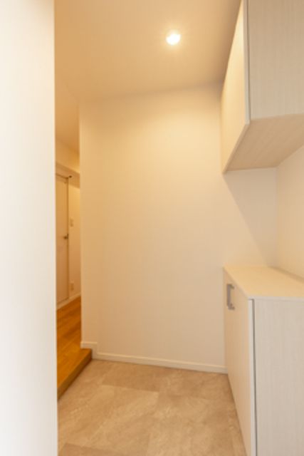 玄関　※写真は同タイプ住戸です。