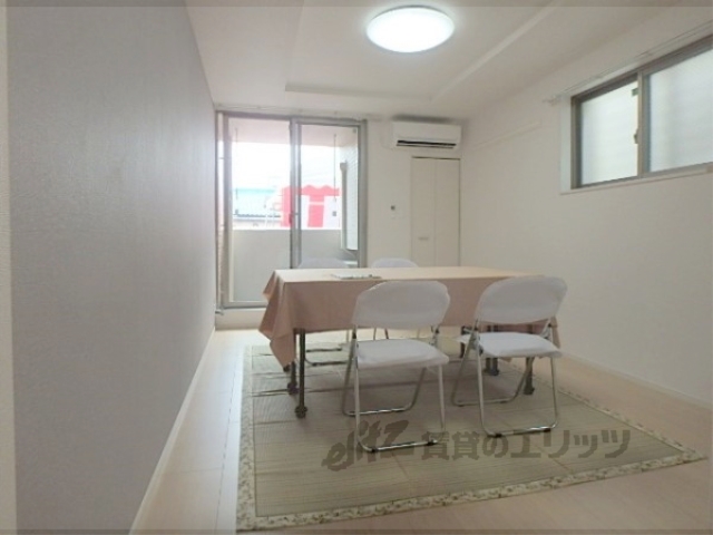 居室・リビング　洋室