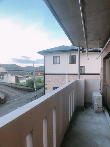 バルコニー　※写真は反転タイプのお部屋です