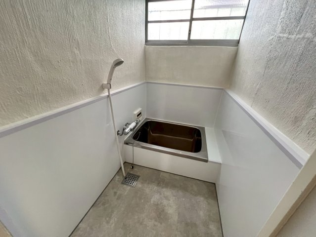 バス・シャワールーム　日々の疲れを癒すお風呂付です