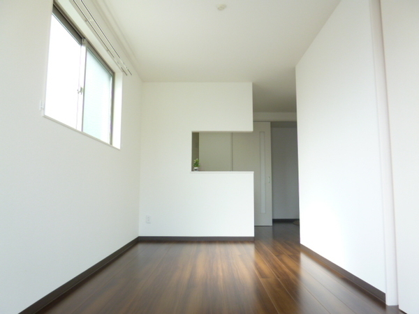 居室・リビング　ＬＤＫ１０．２帖◆