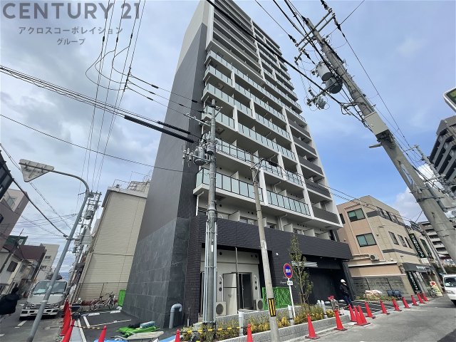 建物外観　宅配ボックス・モニター付きオートロックでセキュリティ安心♪