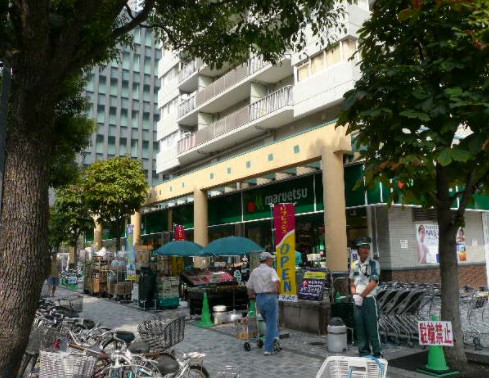 スーパー　マルエツ佃店（スーパー）まで698m