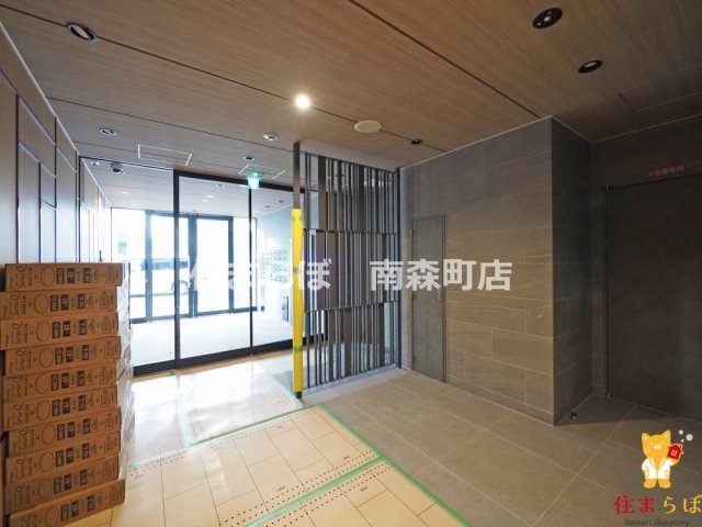 エントランス　共用部の印象も大切に