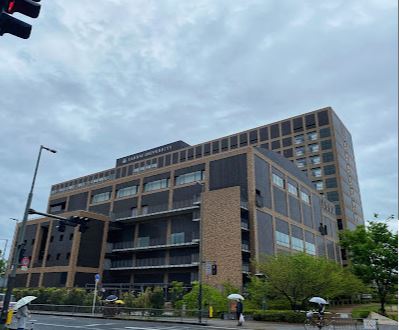 高校・高専　関西大学高等部（高校・高専）まで427m