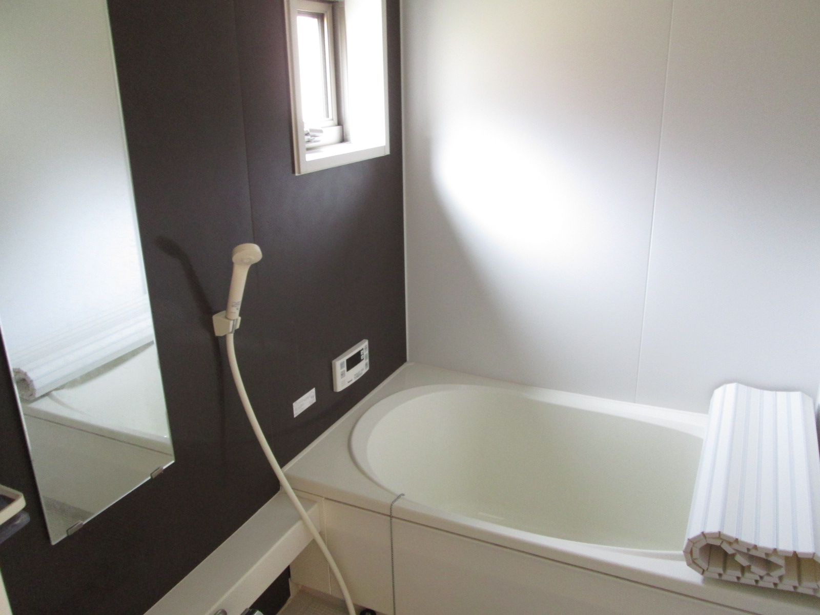 バス・シャワールーム　101号室参照