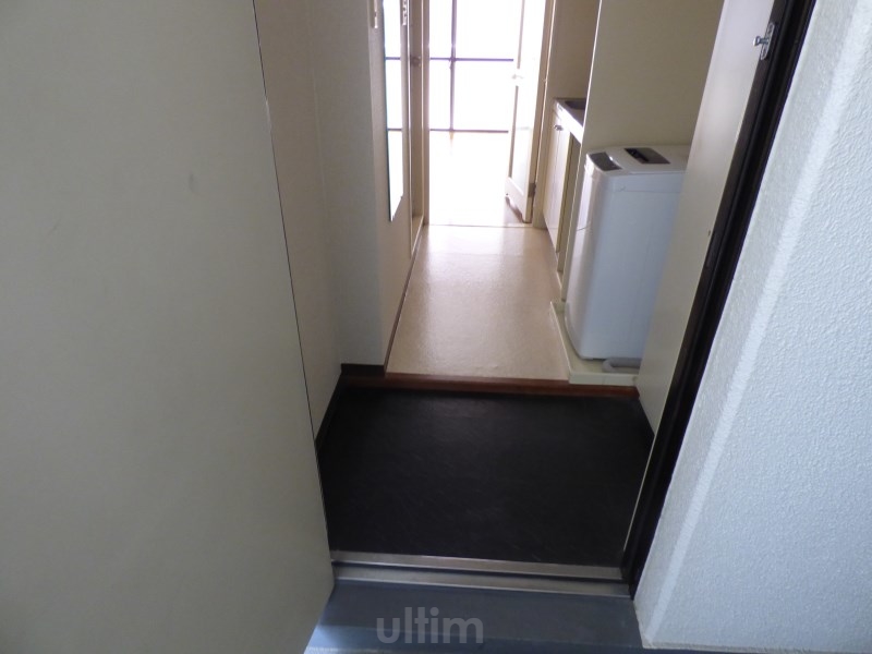 玄関　別の部屋の写真