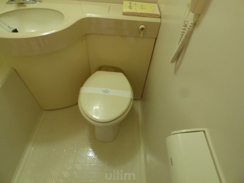 トイレ　別の部屋の写真