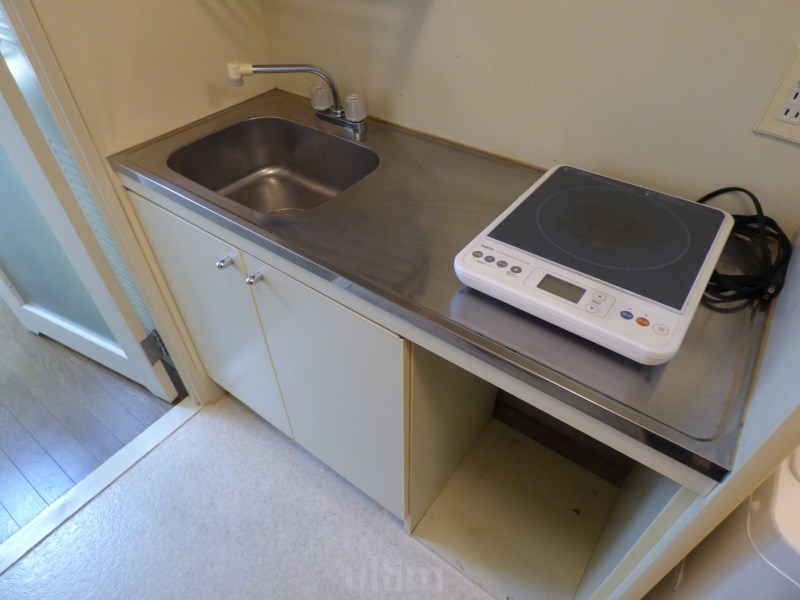 キッチン　別の部屋の写真