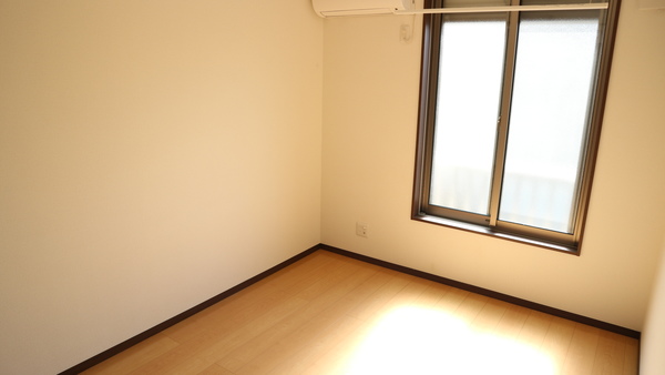 居室・リビング　※別部屋参考写真