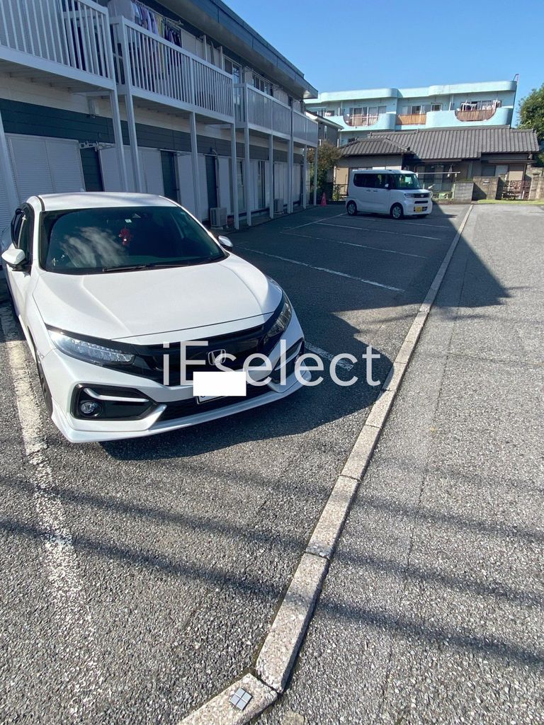 駐車場　敷地内駐車場です