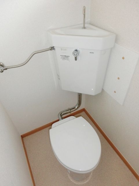 トイレ　清潔感のあるトイレ