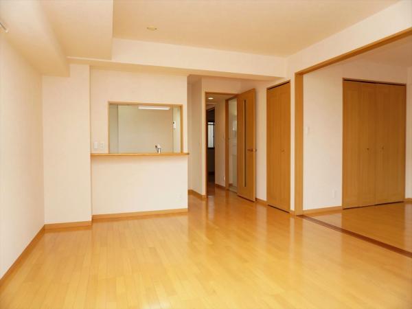 居室・リビング　内装