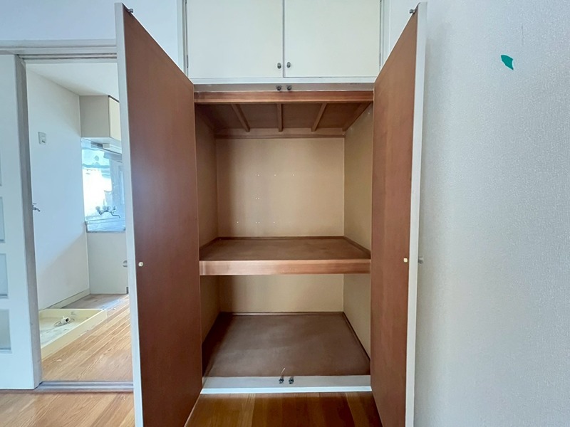 収納　別号室写真参照