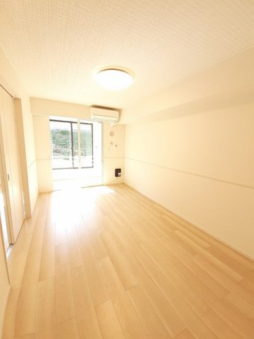 居室・リビング　使いやすい居間です