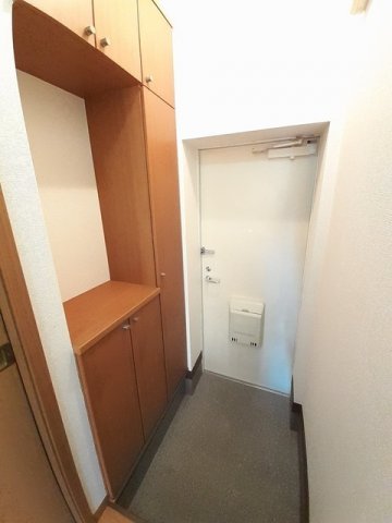 玄関　明るい玄関です