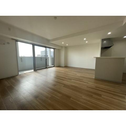 居室・リビング　室内