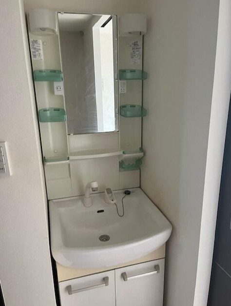 洗面設備　シャンプードレッサー