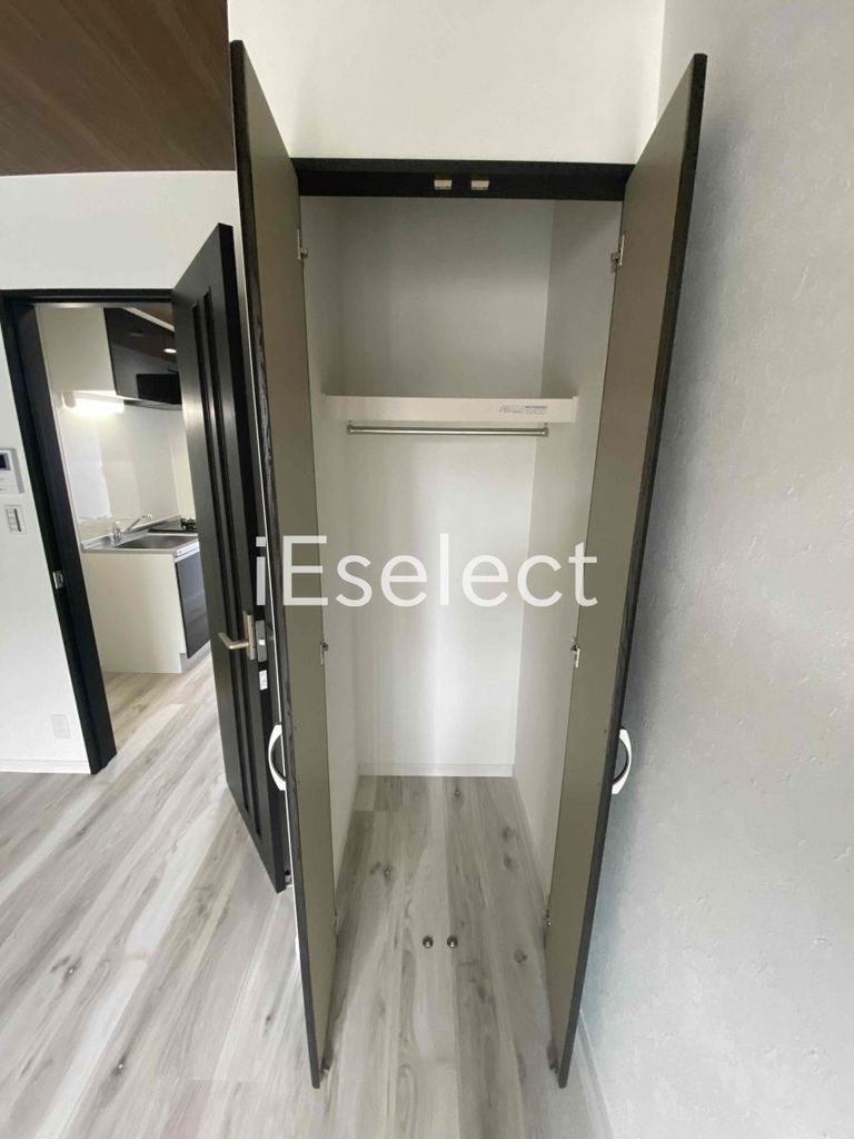 収納　クローゼットです?