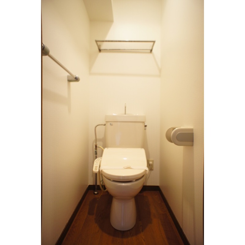 トイレ　図面と現状に相違がある場合には現状を優先